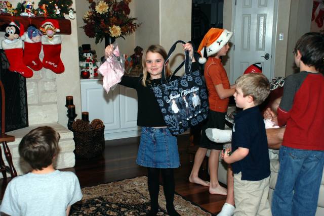 2008/12(Dec)/06(Christmas Eve-Here)/640x480_2008-12-24-38.JPG